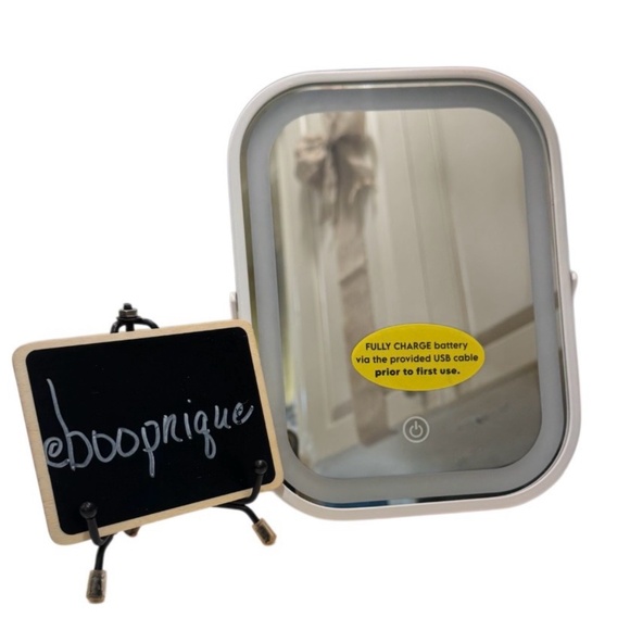 LED Lighted Vanity Mirror with USB Charging - Blue - Picture 3 of 5